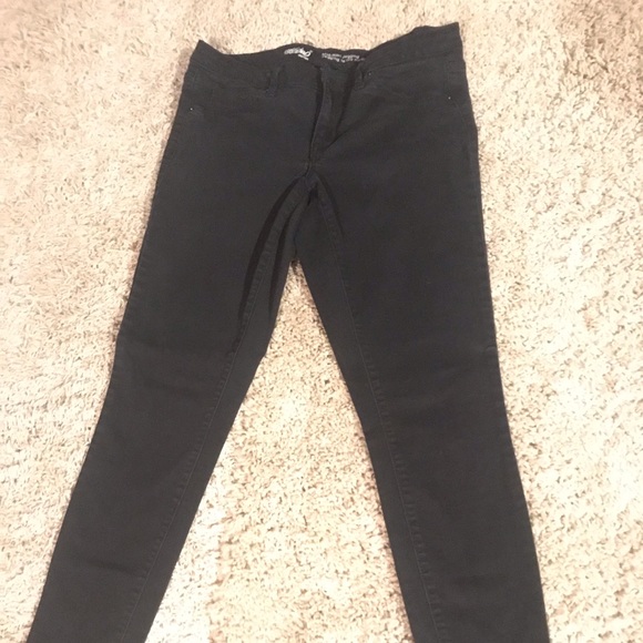 Mossimo Skinny Jeans - Picture 2 of 2